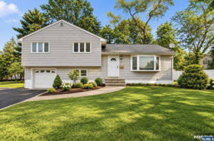 susan rd house for rent in Closter, NJ